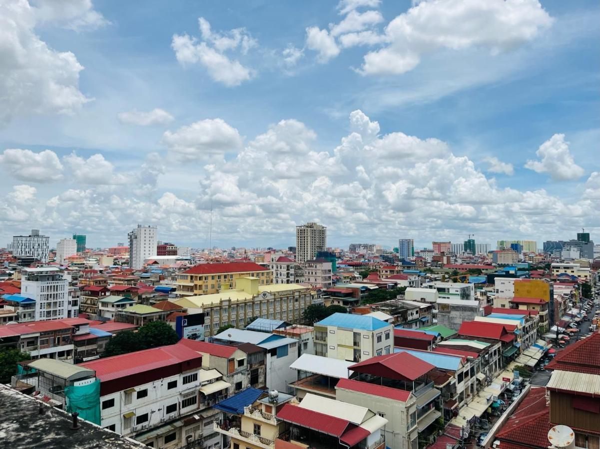 Chung Hsin Hotel 中信酒店 Phnom Penh Exterior foto